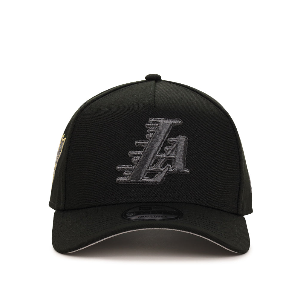 Los Angeles Lakers Black 17X Champions SP 9Forty A-Frame Snapback