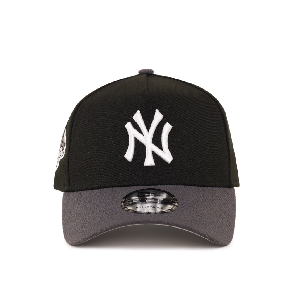 New York Yankees Black Graphite 1999 World Series SP 9Forty A