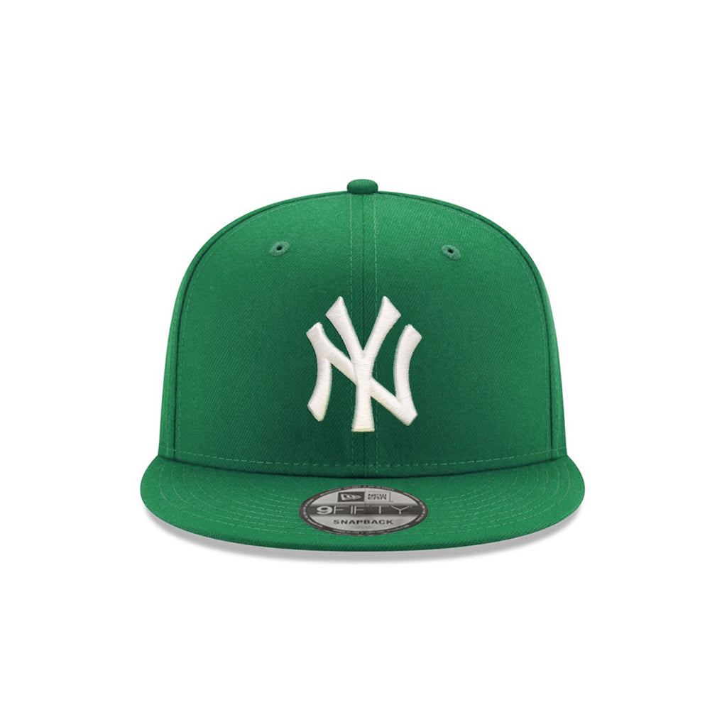 New York Yankees Kelly Green On White 9Fifty Snapback – CROWN MINDED