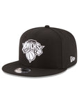 New York Knicks Black on White 9Fifty NBA Snapback