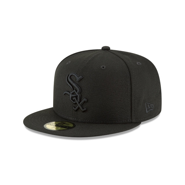 Chicago White Sox Black on Black 59Fifty Fitted Hat – CROWN
