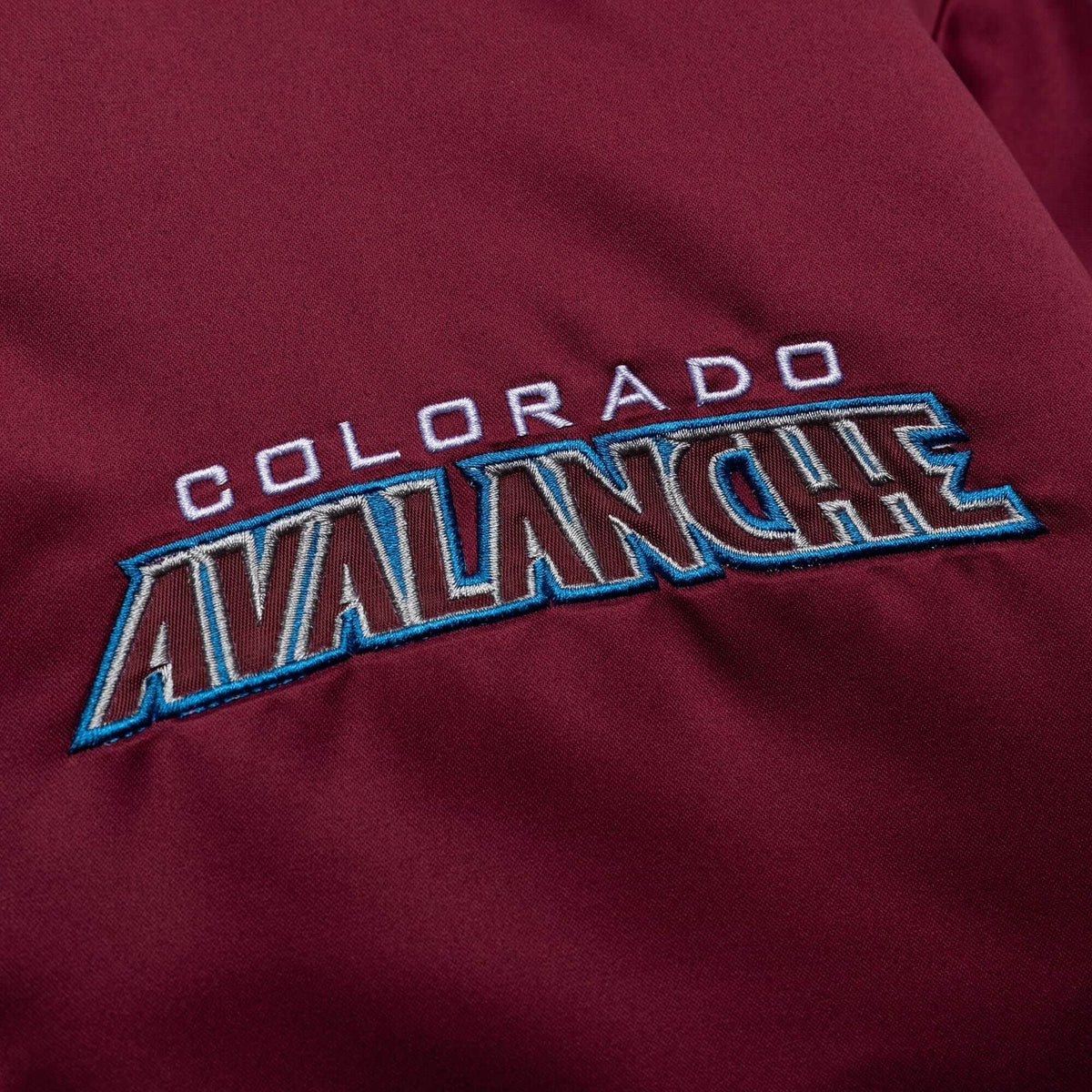 Mitchell & Ness Men's NHL Classic Nylon Pullover Current Logo Avalanche Pullovers