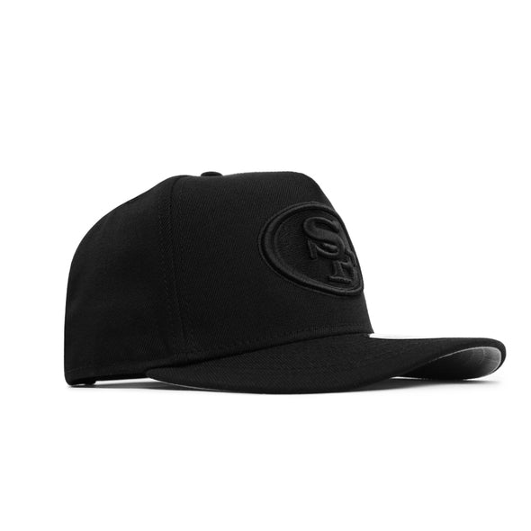 San Francisco 49ers Black On Black 9Fifty A-Frame Snapback