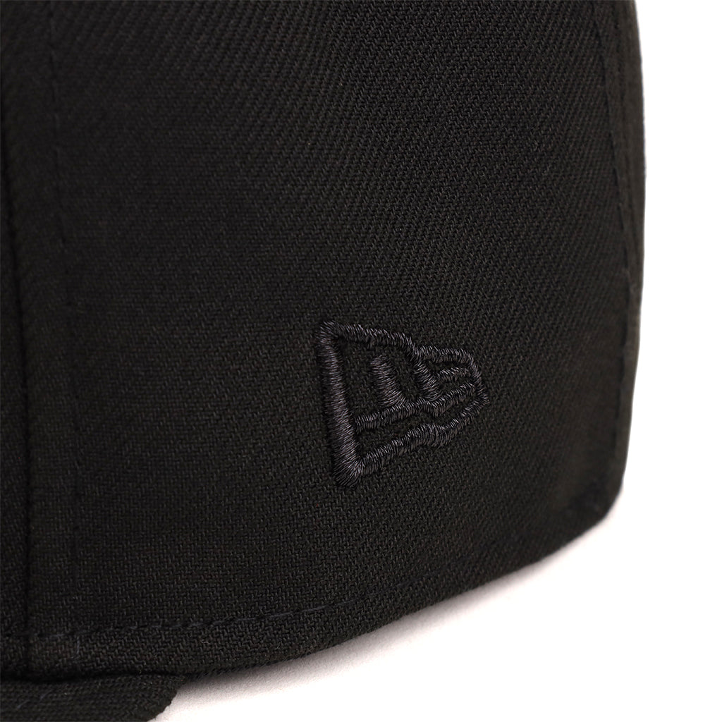 Los Angeles Dodgers Black LA Bleeds Blue SP 59Fifty Fitted
