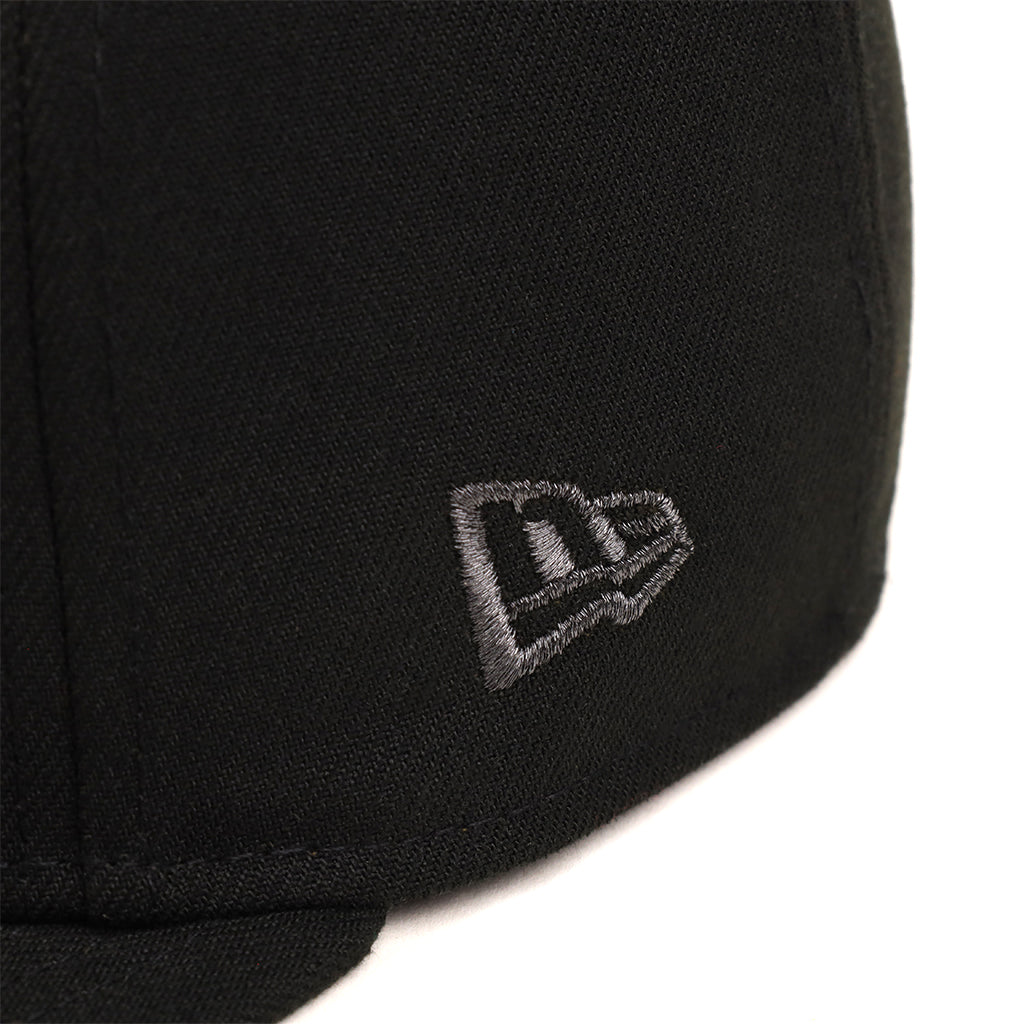 Los Angeles Lakers Black Katakana Alternate Logo SP 59Fifty Fitted