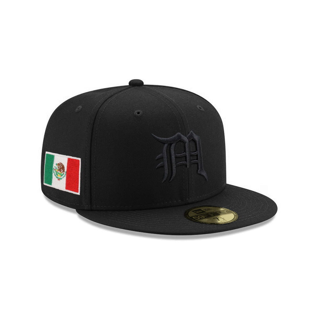 CrownMinded X Mexico Black On Black Mexico Flag SP 59Fifty Fitted