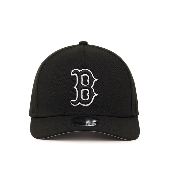 Boston Red Sox Black On Black White Outline 9Forty M-Crown A-Frame Snapback