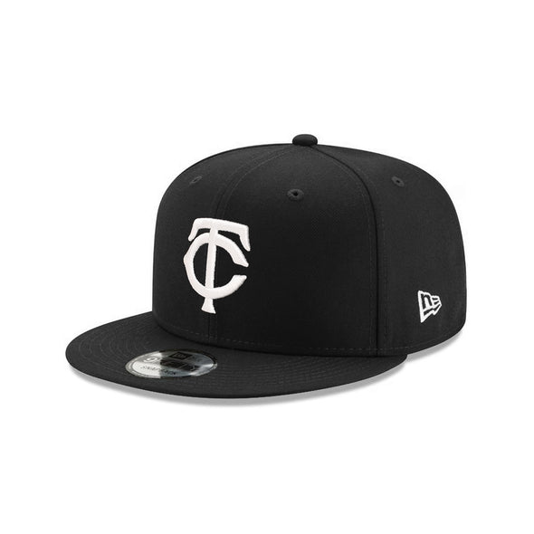 Minnesota Twins Black on White 9Fifty Snapback