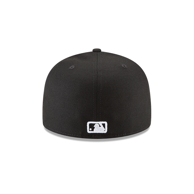 New York Yankees MLB Basic Black on White 59Fifty Fitted Hat
