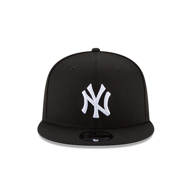 New York Yankees Black on White 9Fifty Snapback
