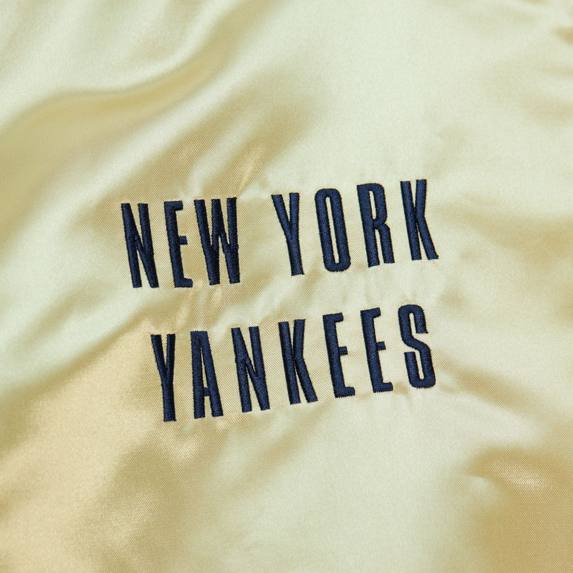 Mitchell &amp; Ness New York Yankees Lightweight Gold Satin Jacket