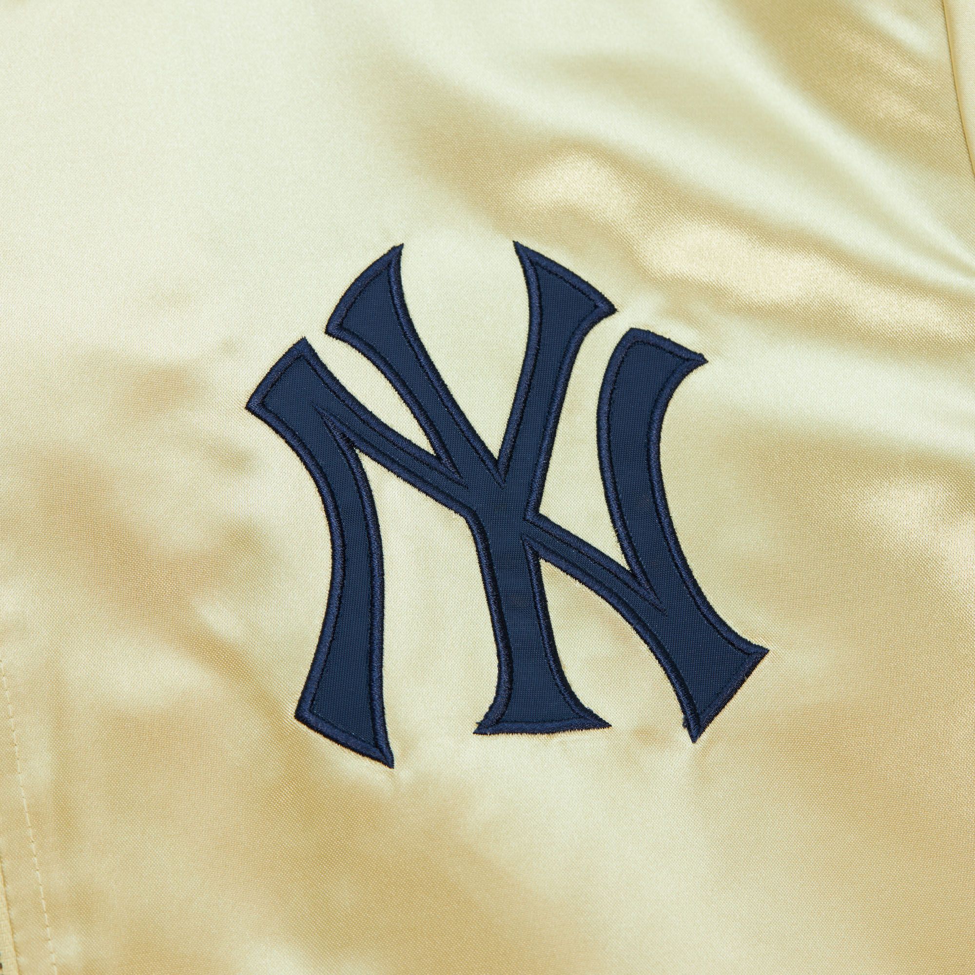 Mitchell &amp; Ness New York Yankees Lightweight Gold Satin Jacket