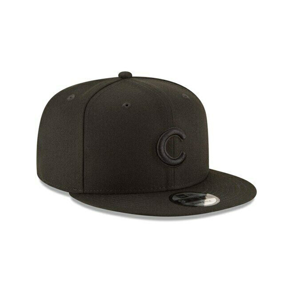 Chicago Cubs Black on Black 9Fifty Snapback