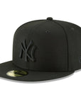 New York Yankees MLB Basic Black on Black 59Fifty Fitted Hat