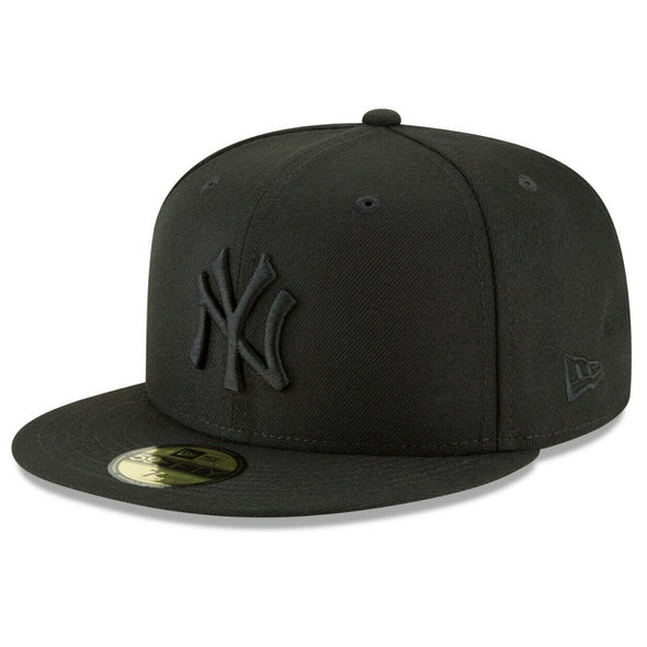 New York Yankees MLB Basic Black on Black 59Fifty Fitted Hat
