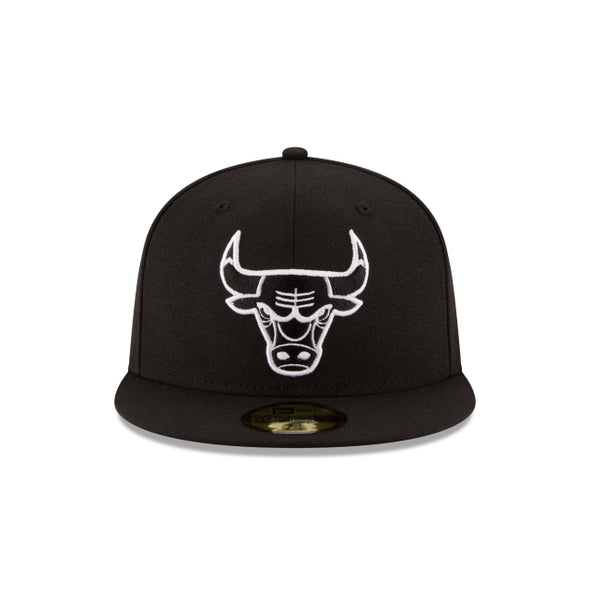 Chicago Bulls NBA Black on White 59Fifty Fitted Hat