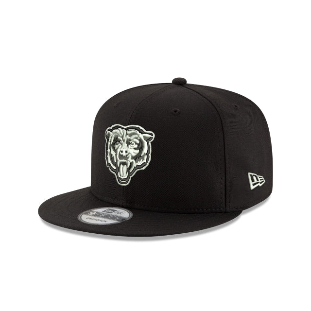 chicago bears logo black and white