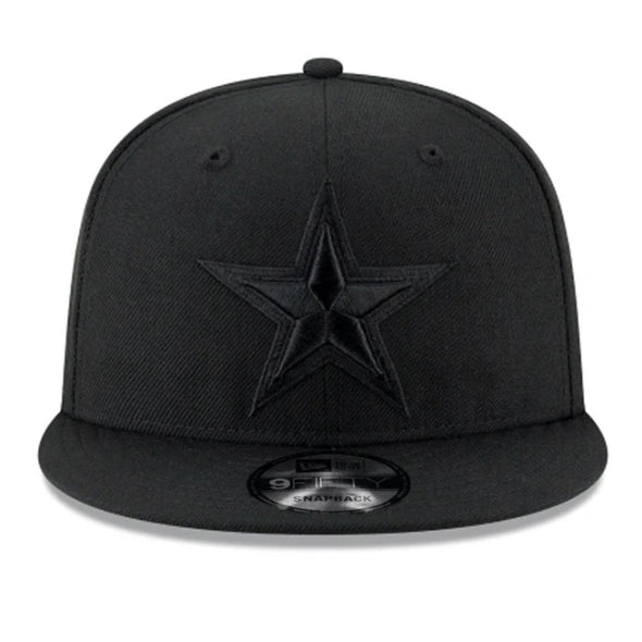 Dallas Cowboys NFL Black on Black 9Fifty Snapback