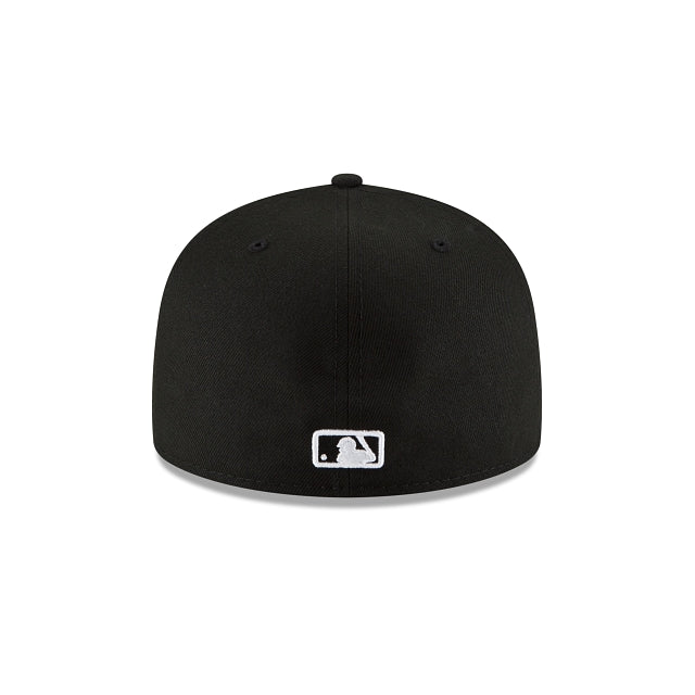 Cleveland Guardians MLB Basic Black on White 59Fifty Fitted Hat